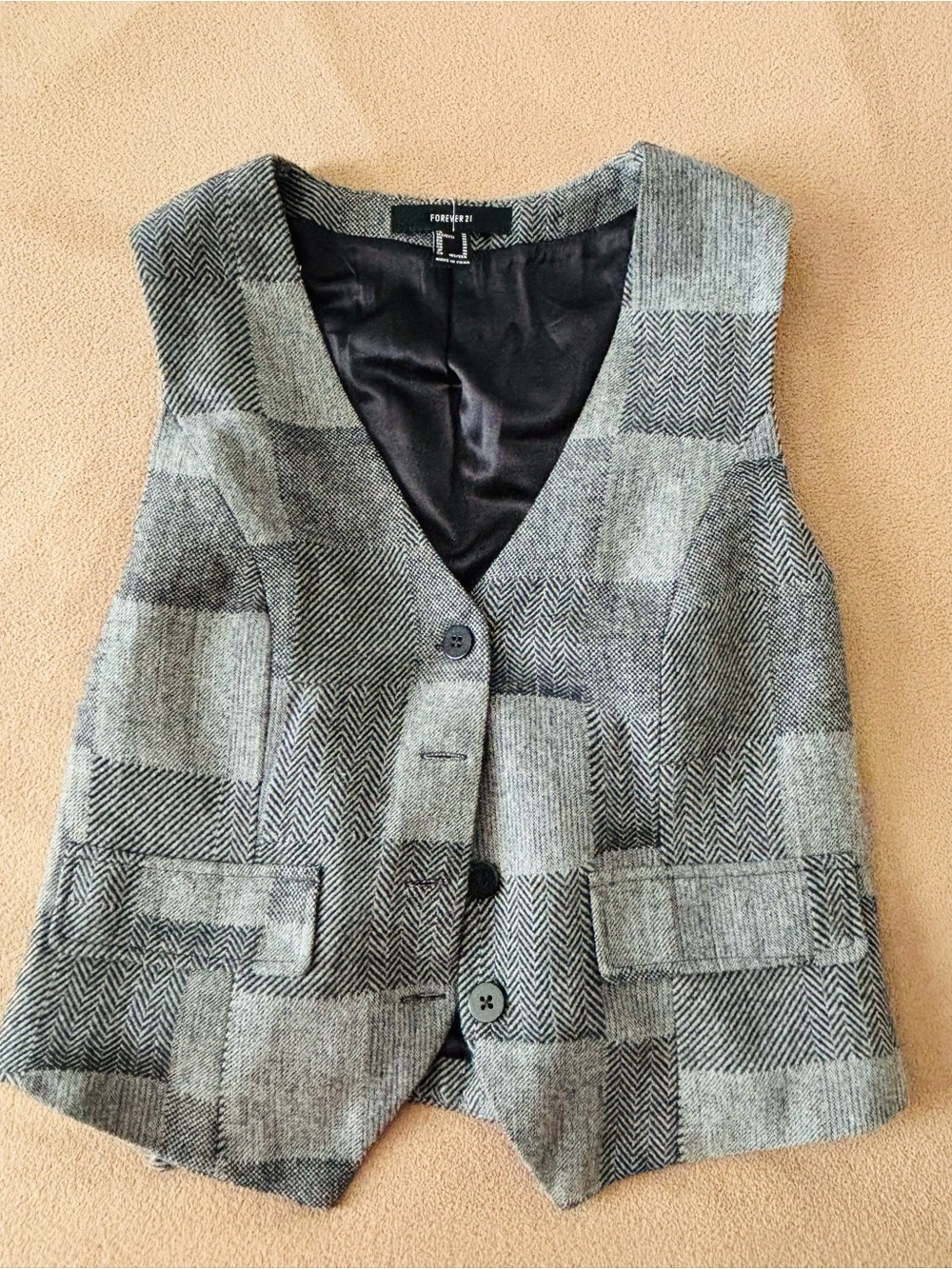 Forever 21 Black and Gray Plaid Tweed Vest - Women's